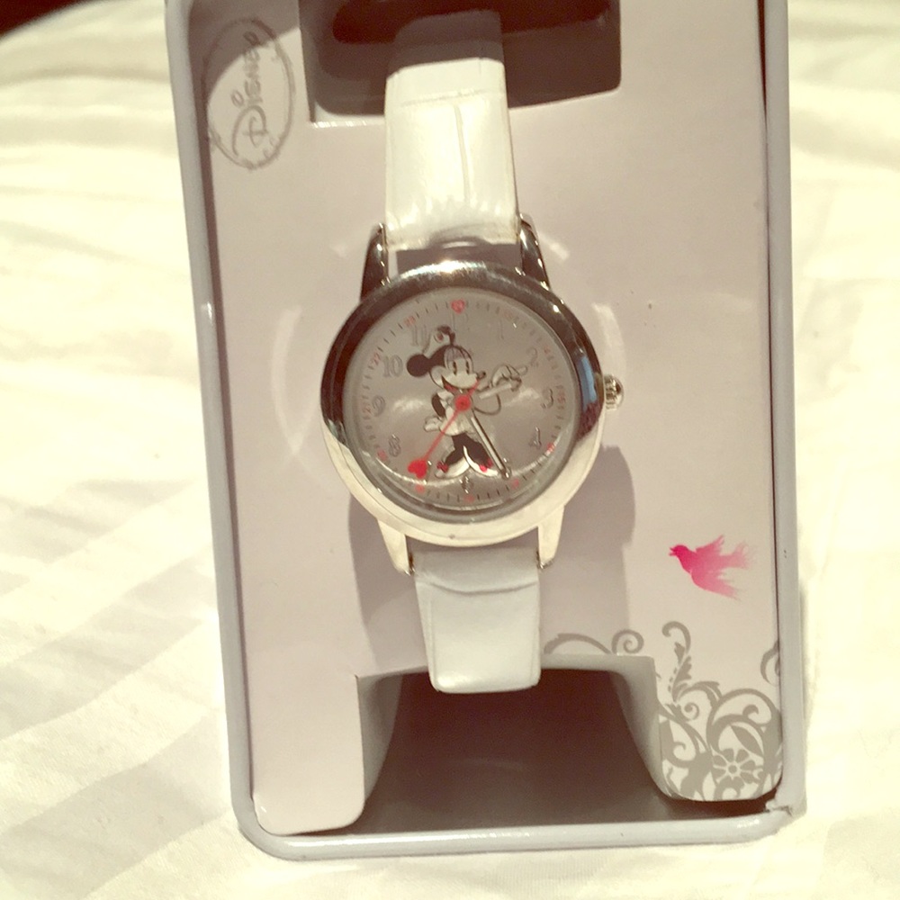 Mini mouse watch